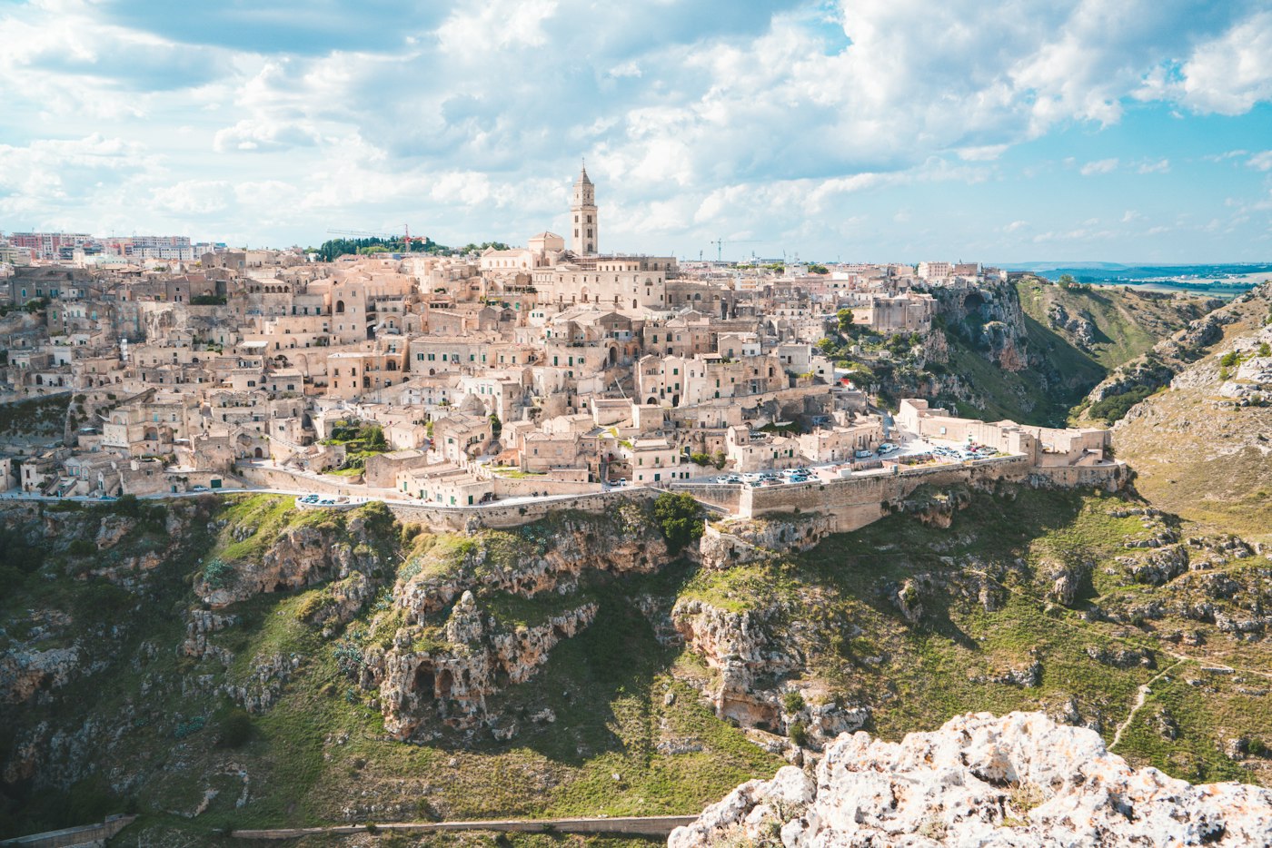 Veduta dei Sassi di Matera e della gravina